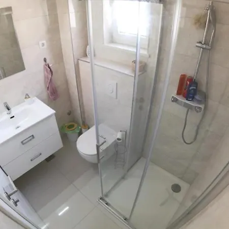 Διαμέρισμα New Apartman P & B Τρογκίρ