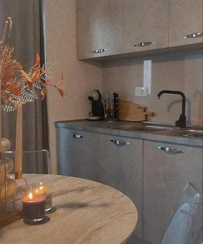 New Apartman P & B * 特罗吉尔