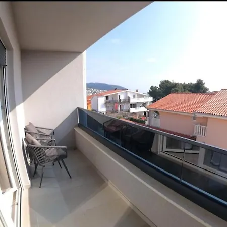 New Apartman P & B Apartment