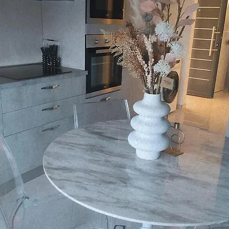 New Apartman P & B * Трогир